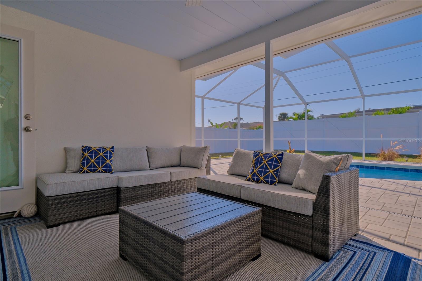 Image 35 of 64 For 1660 Livingstone Street