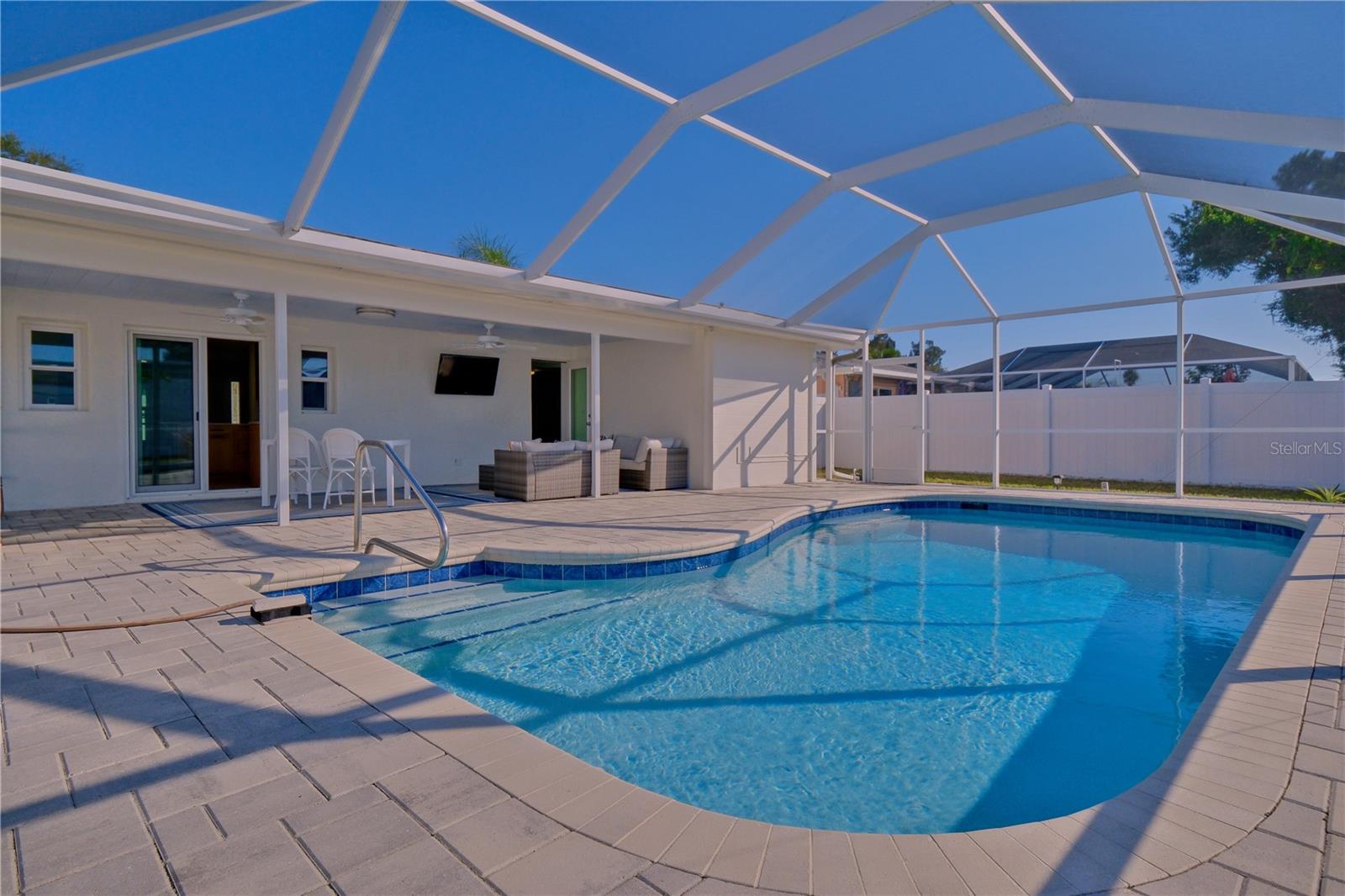 Image 41 of 64 For 1660 Livingstone Street