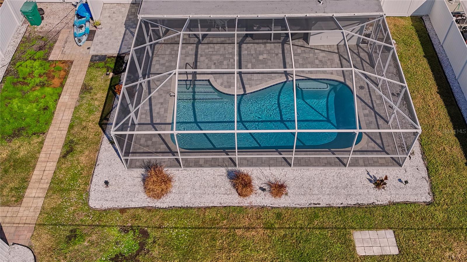 Image 43 of 64 For 1660 Livingstone Street