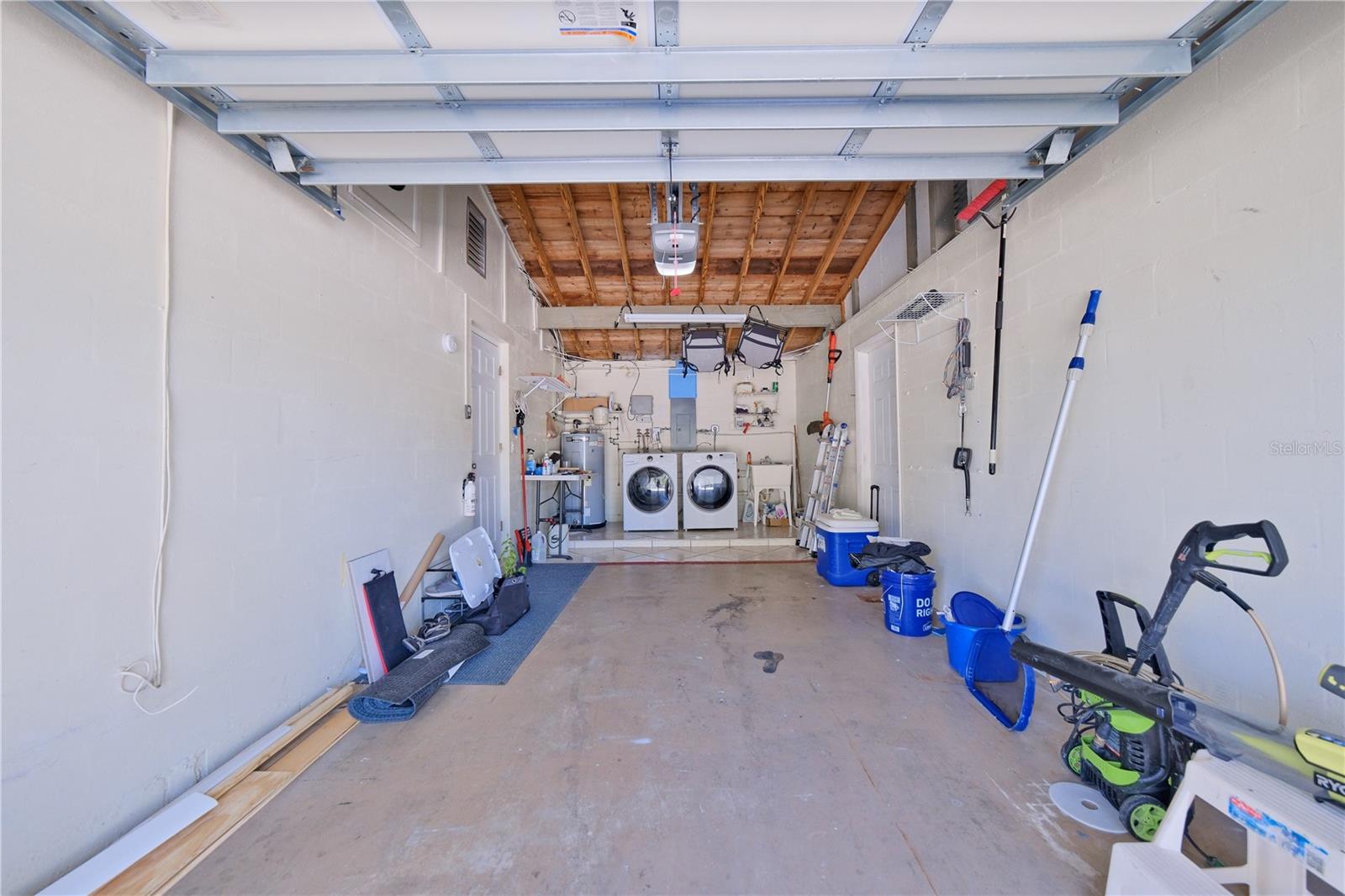 Image 49 of 64 For 1660 Livingstone Street