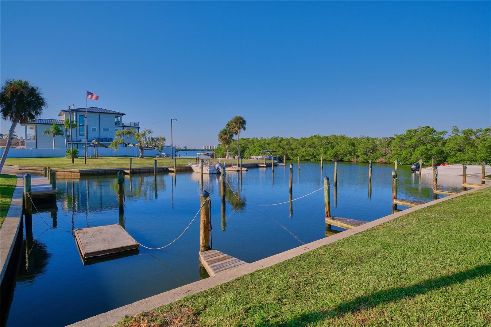 Image 58 of 64 For 1660 Livingstone Street