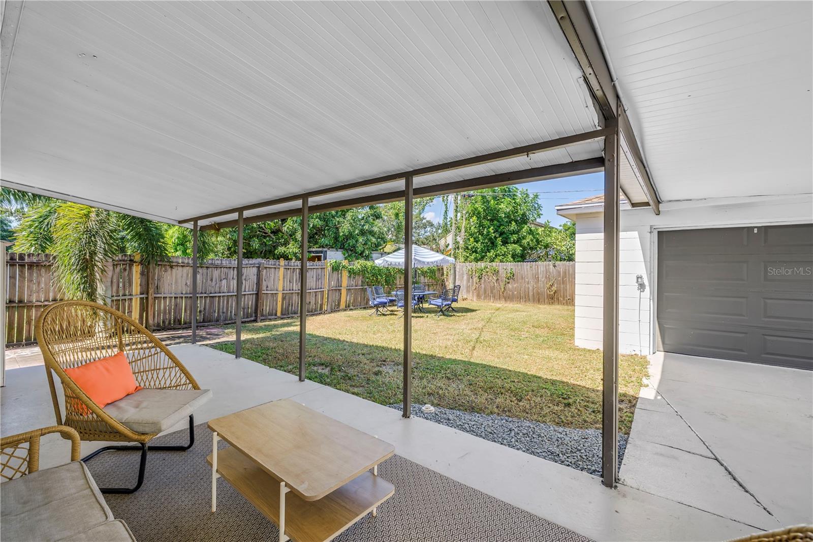 Image 25 of 29 For 2621 17th Avenue N