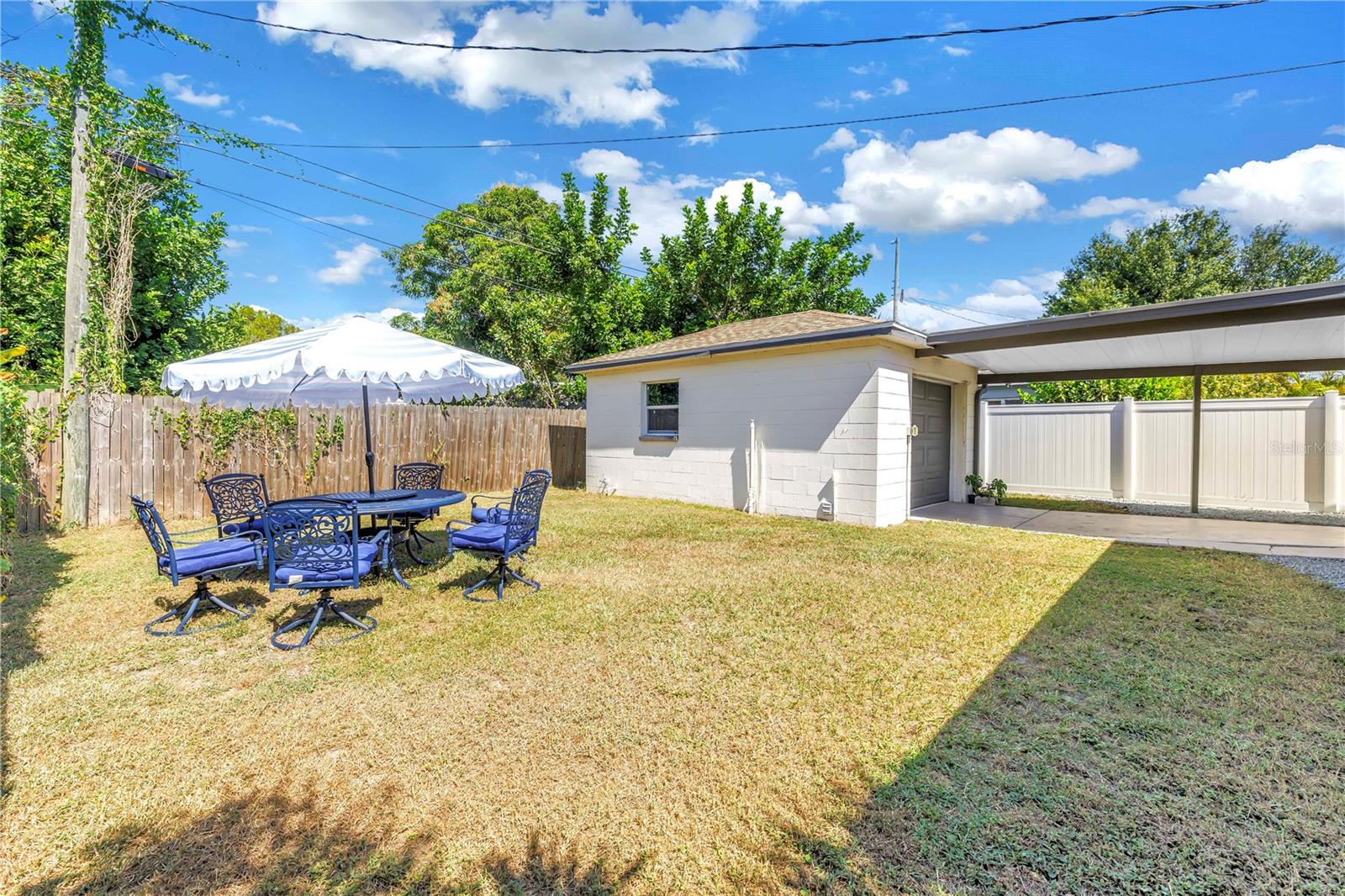 Image 27 of 29 For 2621 17th Avenue N