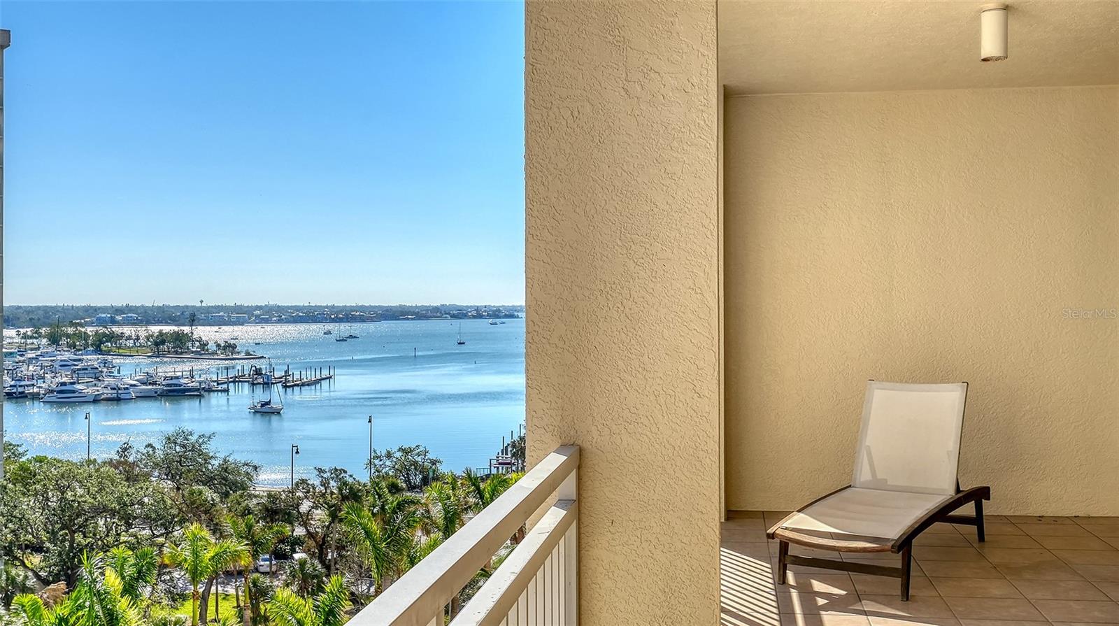 Image 18 of 67 For 35 Watergate Drive 806