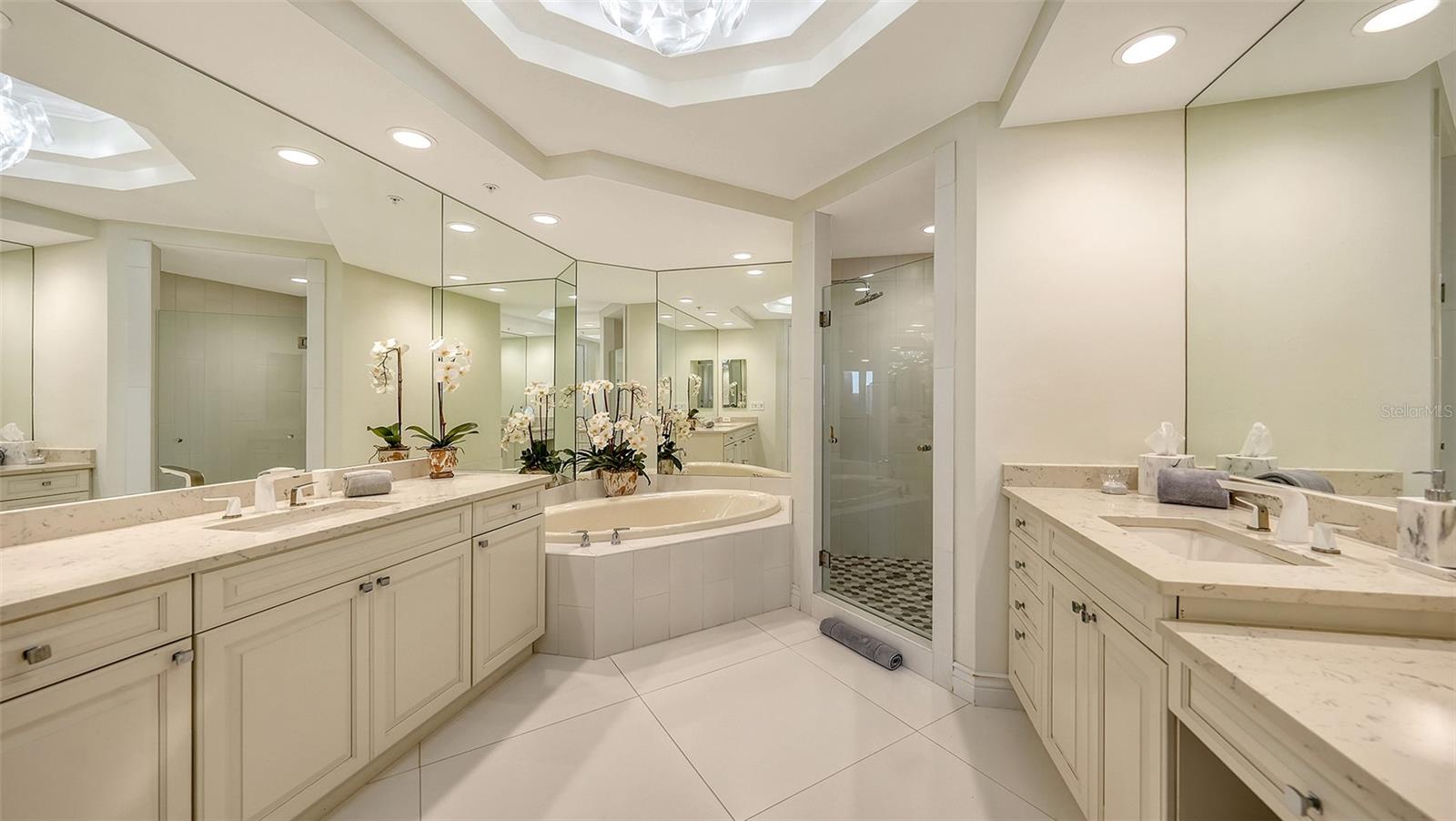 Image 44 of 67 For 35 Watergate Drive 806