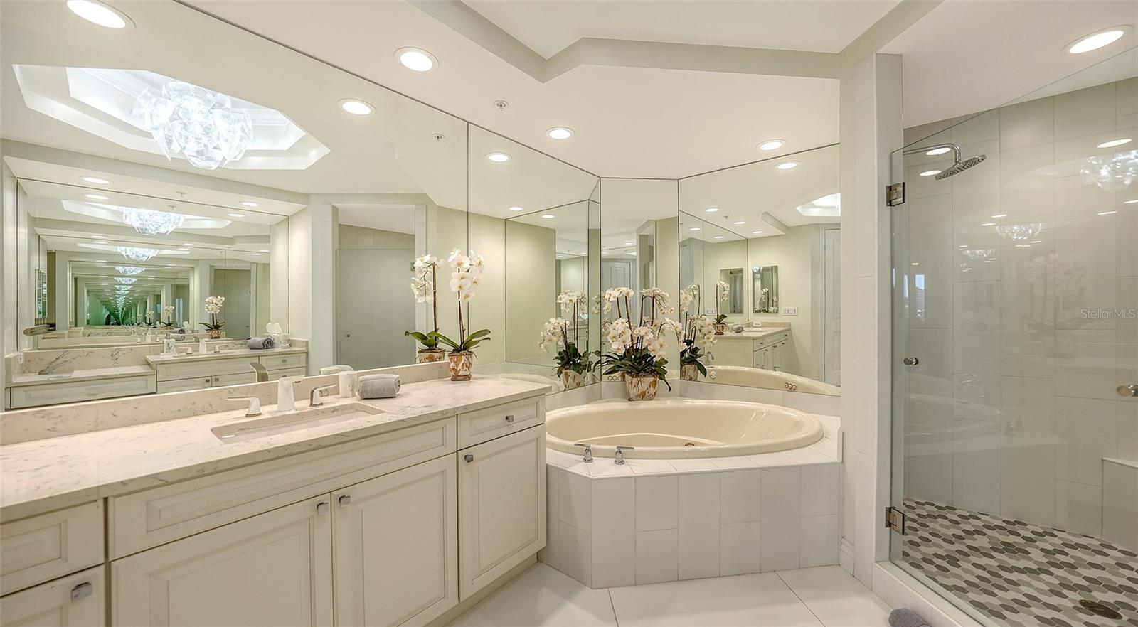 Image 45 of 67 For 35 Watergate Drive 806