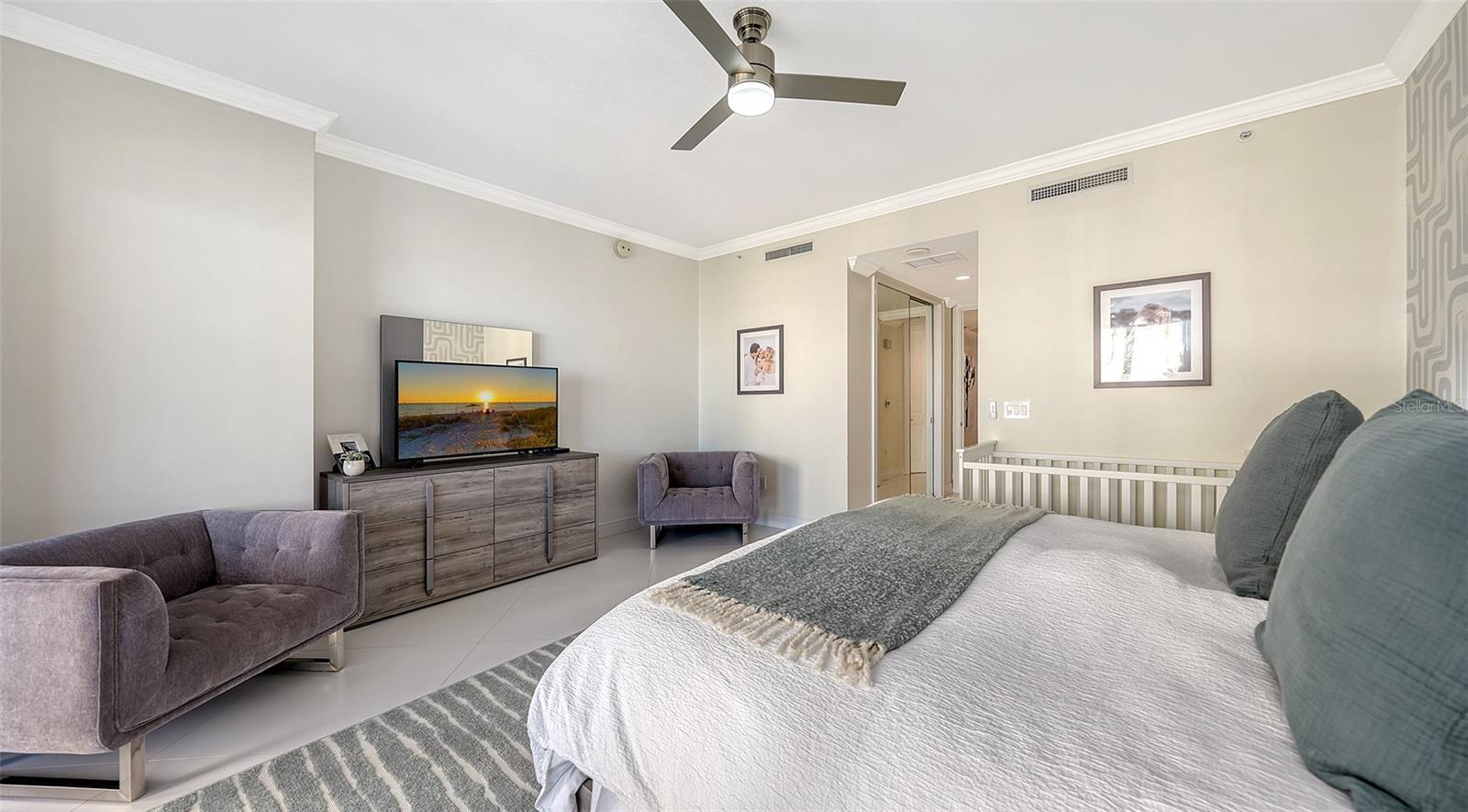 Image 49 of 67 For 35 Watergate Drive 806