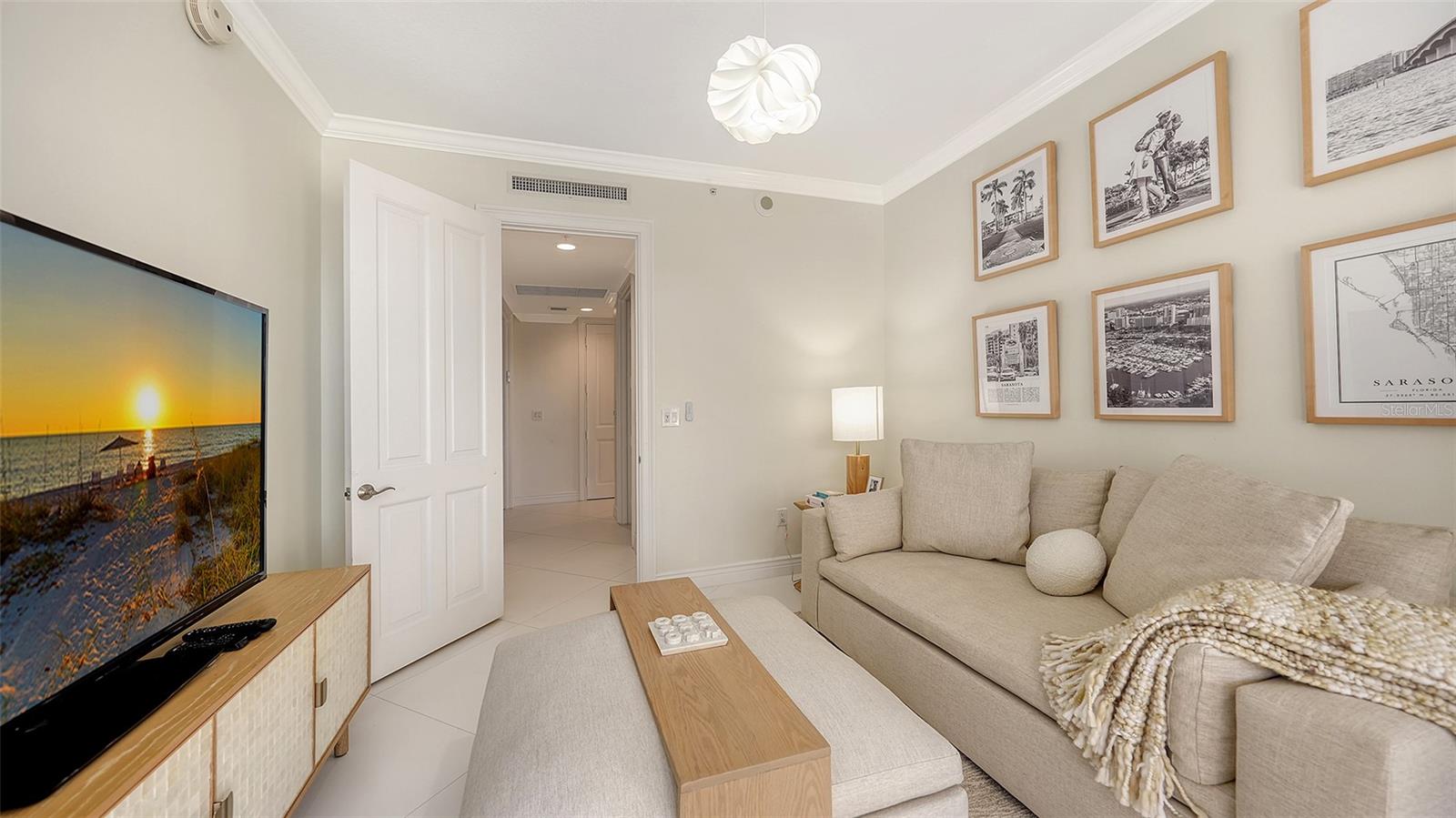 Image 52 of 67 For 35 Watergate Drive 806