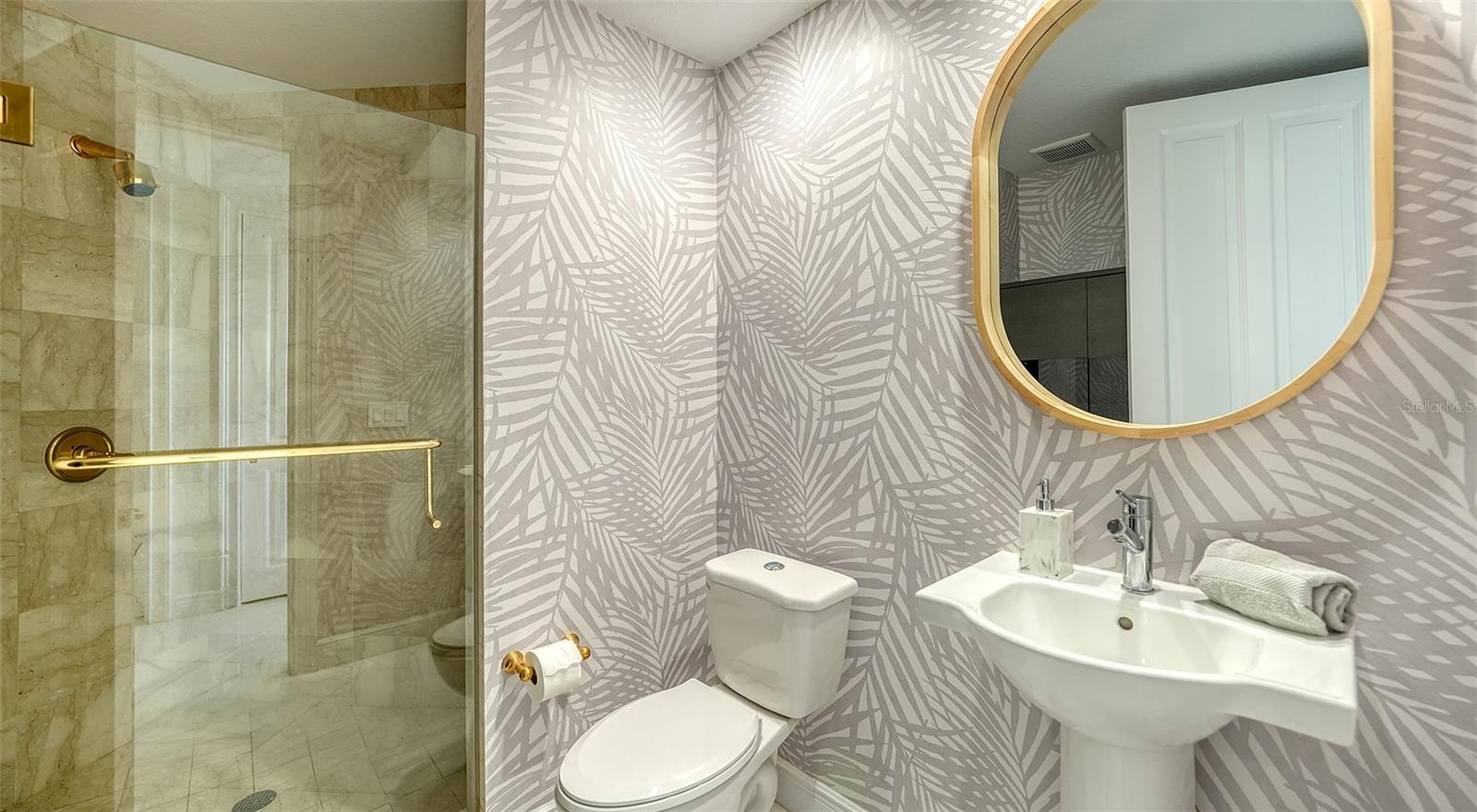 Image 53 of 67 For 35 Watergate Drive 806