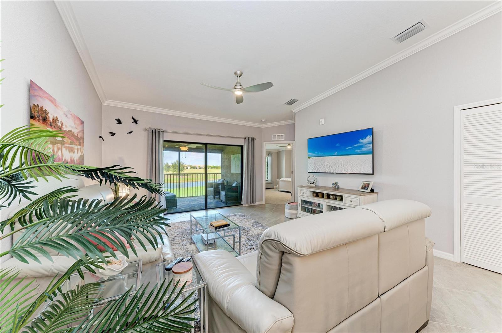 Image 20 of 73 For 5710 Palmer Circle 206