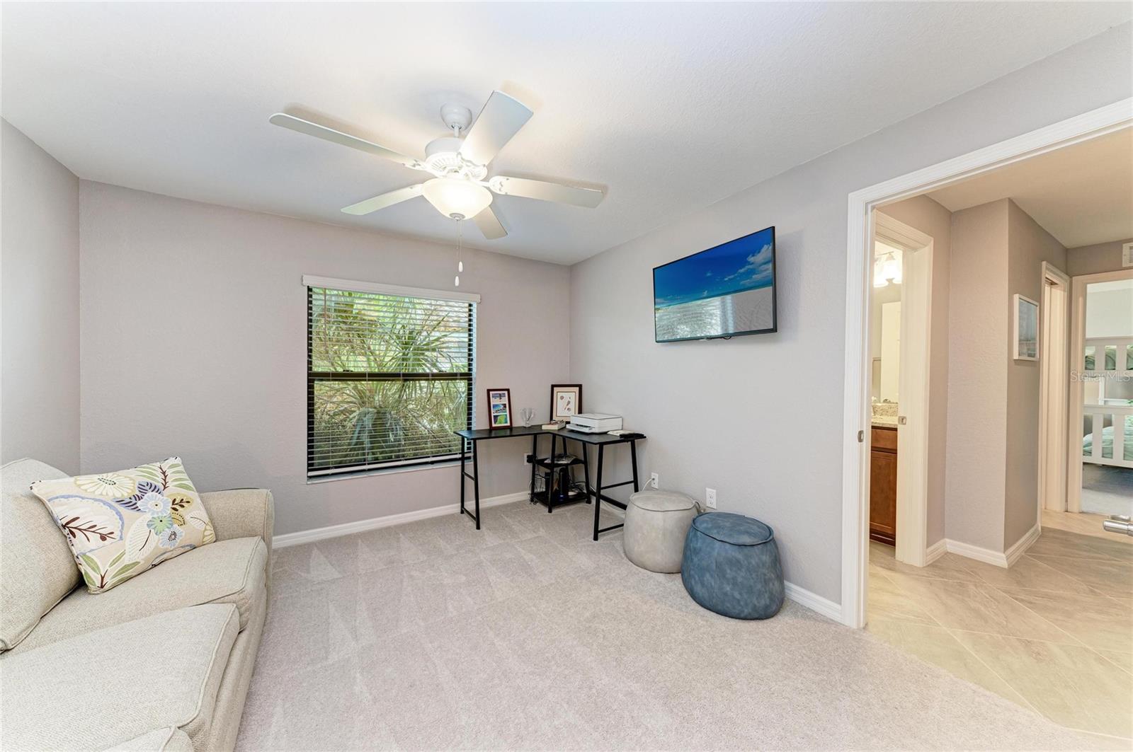 Image 28 of 73 For 5710 Palmer Circle 206