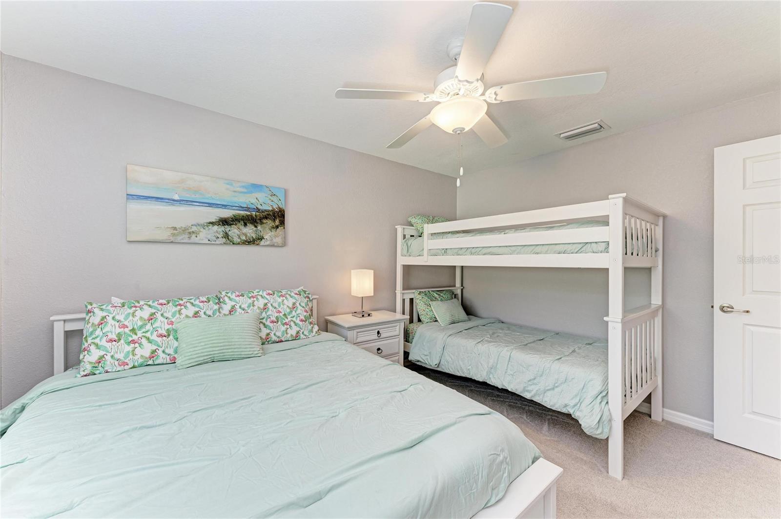 Image 32 of 73 For 5710 Palmer Circle 206