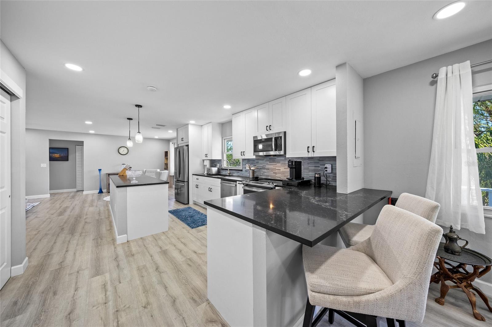 Image 10 of 20 For 691 Gulf Bay Road