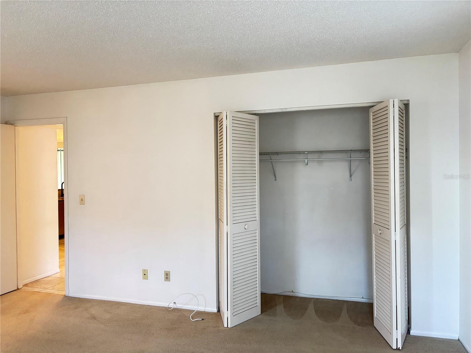 Image 13 of 27 For 7070 Fairway Bend Lane 174