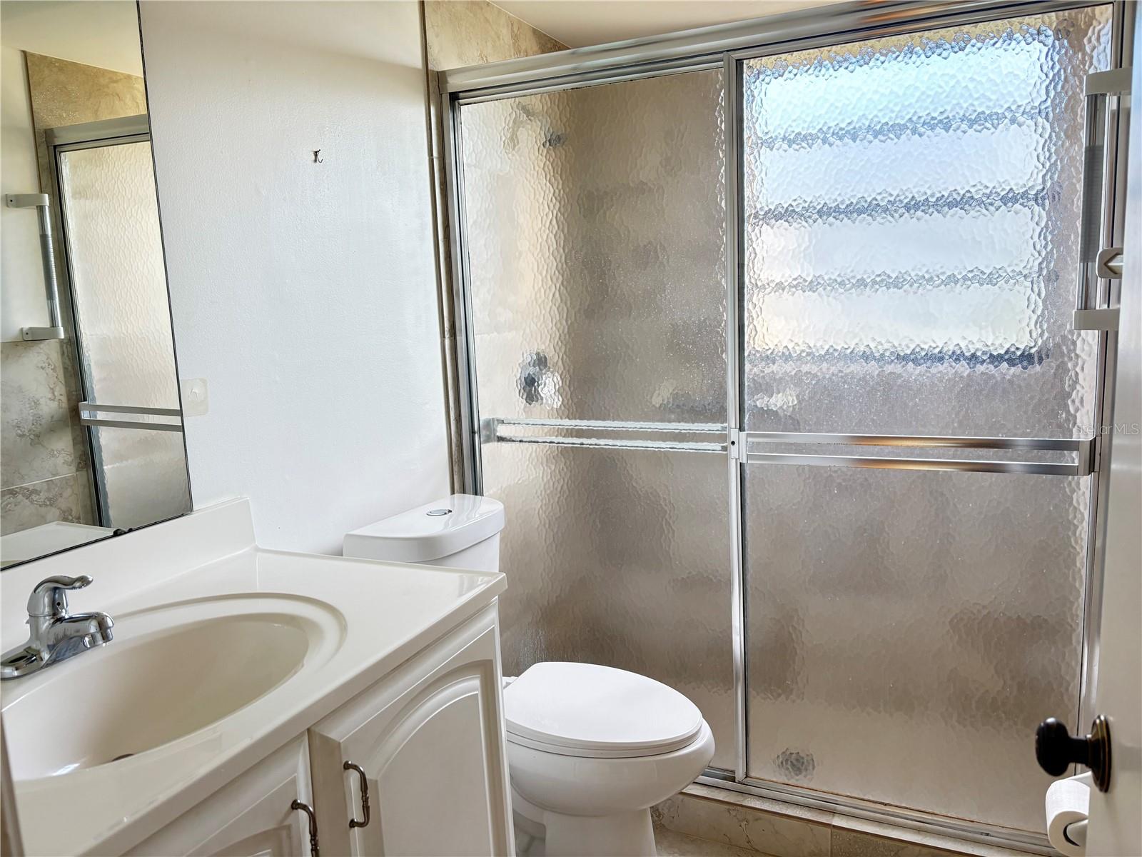 Image 19 of 27 For 7070 Fairway Bend Lane 174