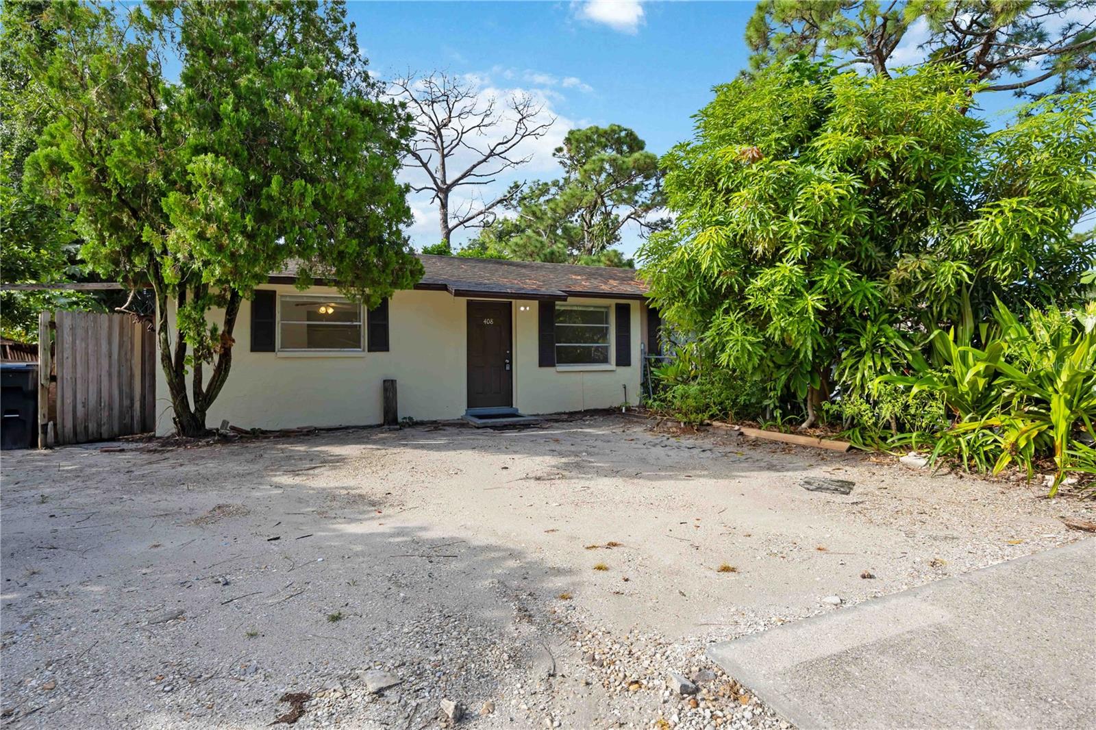 Image 3 of 32 For 408 60th Avenue Drive W