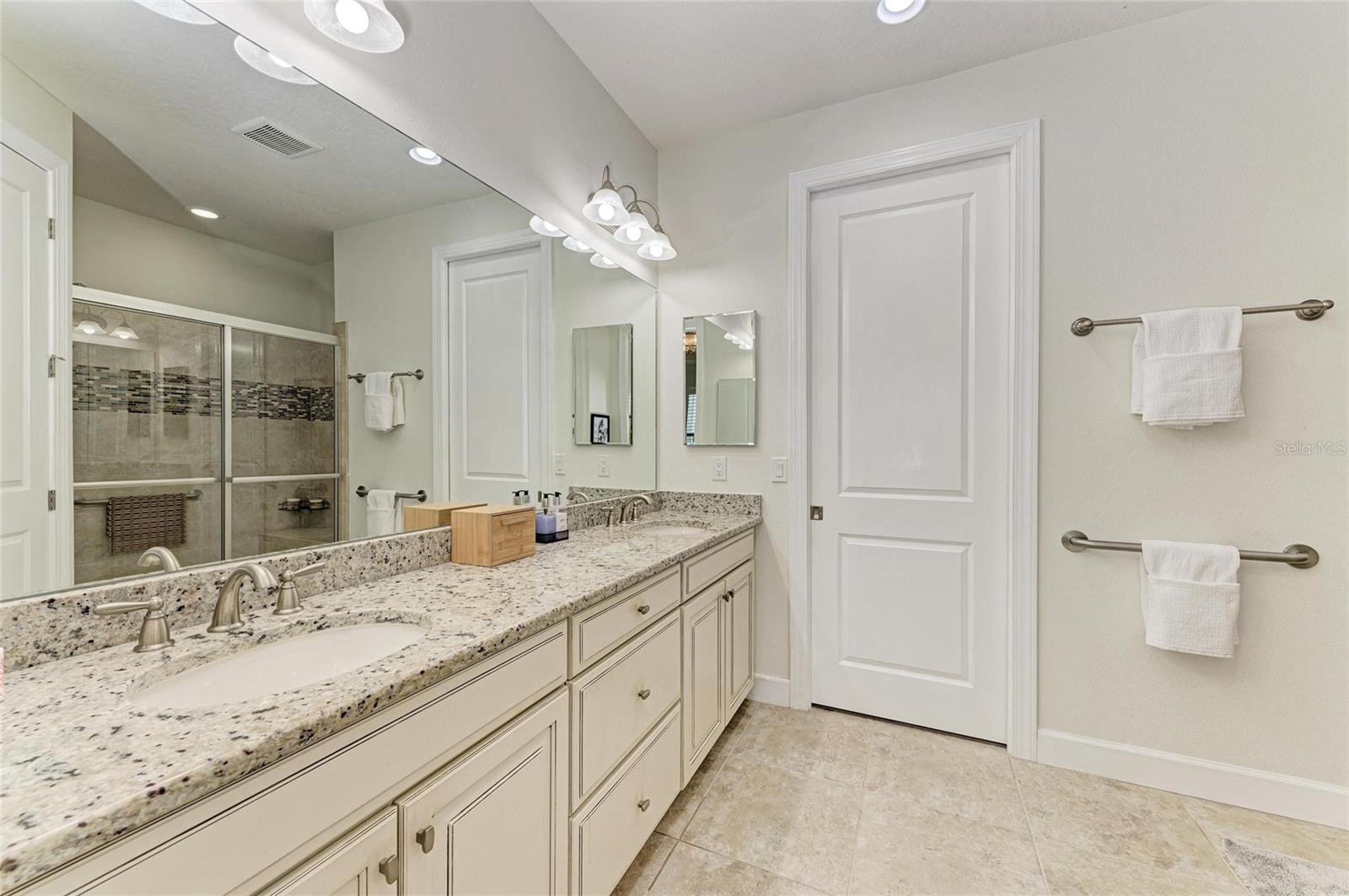 Image 29 of 57 For 8737 Bellussi Drive