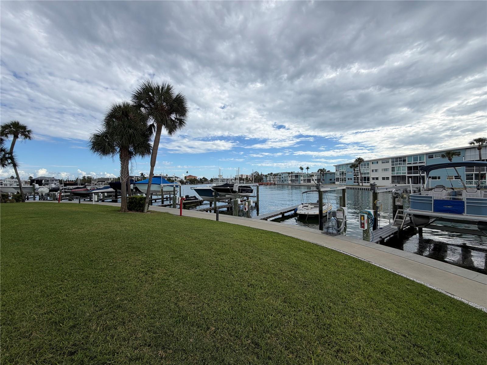 Image 31 of 35 For 400 64th Avenue 1204