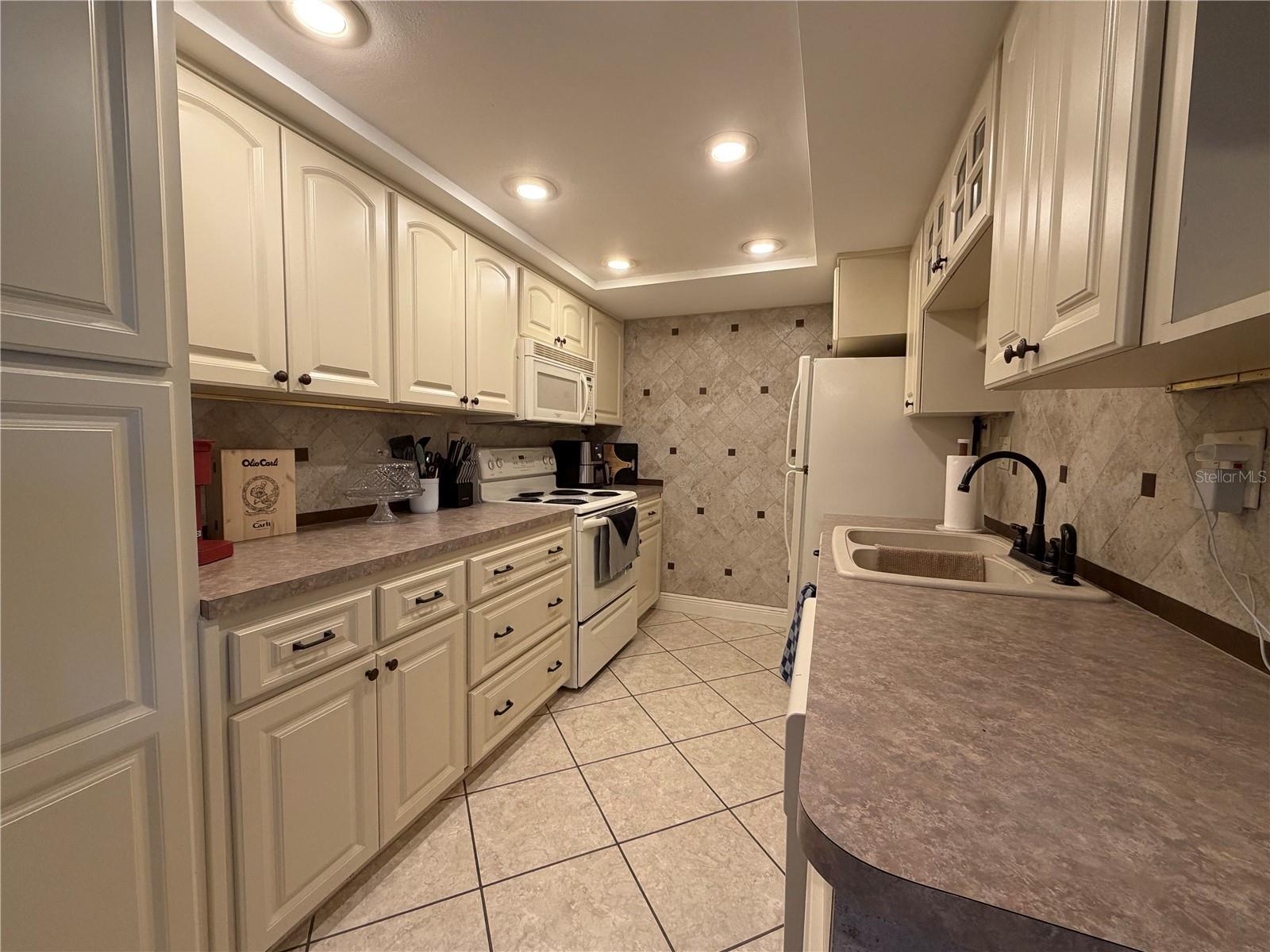 Image 8 of 35 For 400 64th Avenue 1204