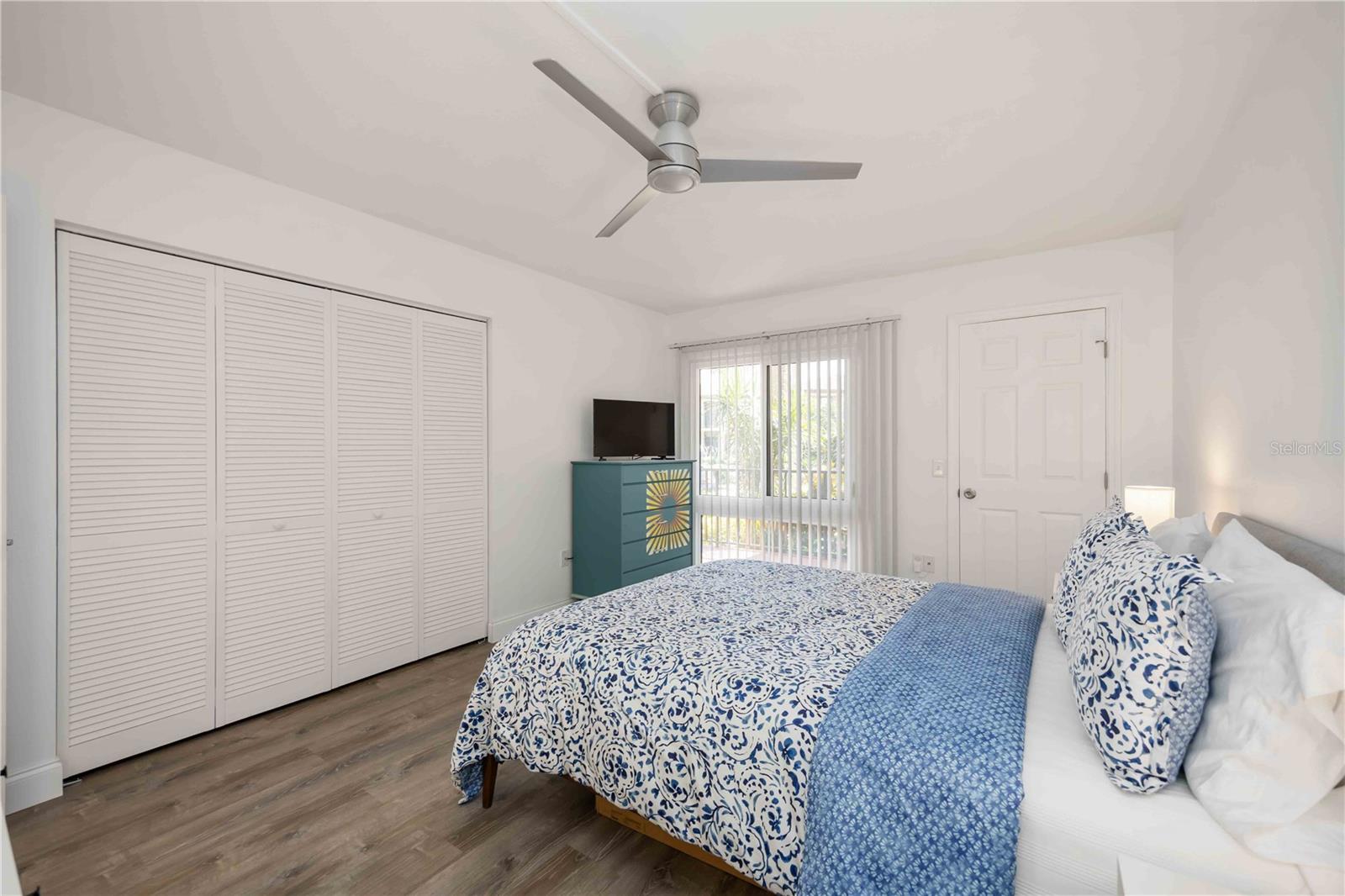 Image 29 of 50 For 6471 Seagull Drive 257