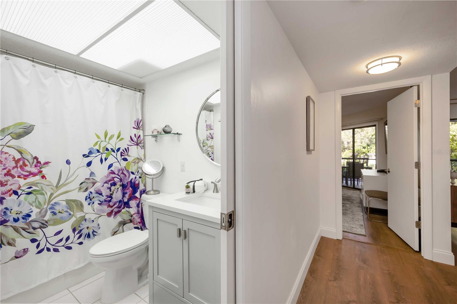 Image 32 of 50 For 6471 Seagull Drive 257