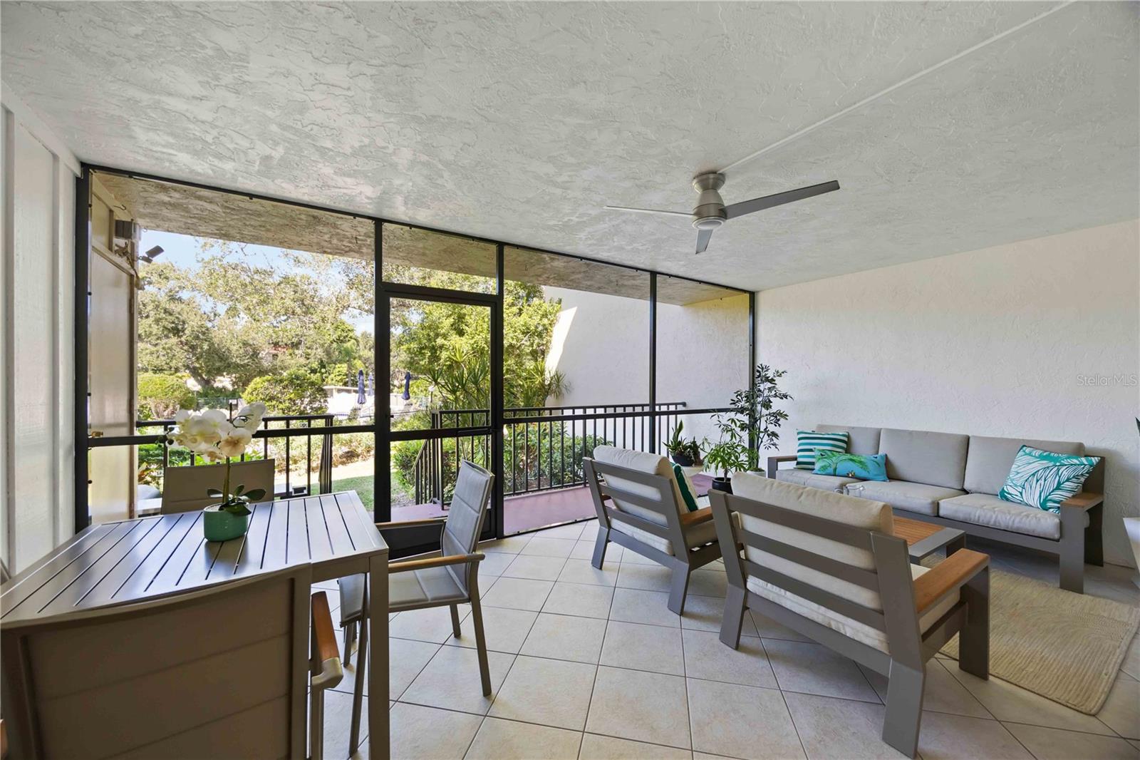 Image 35 of 50 For 6471 Seagull Drive 257