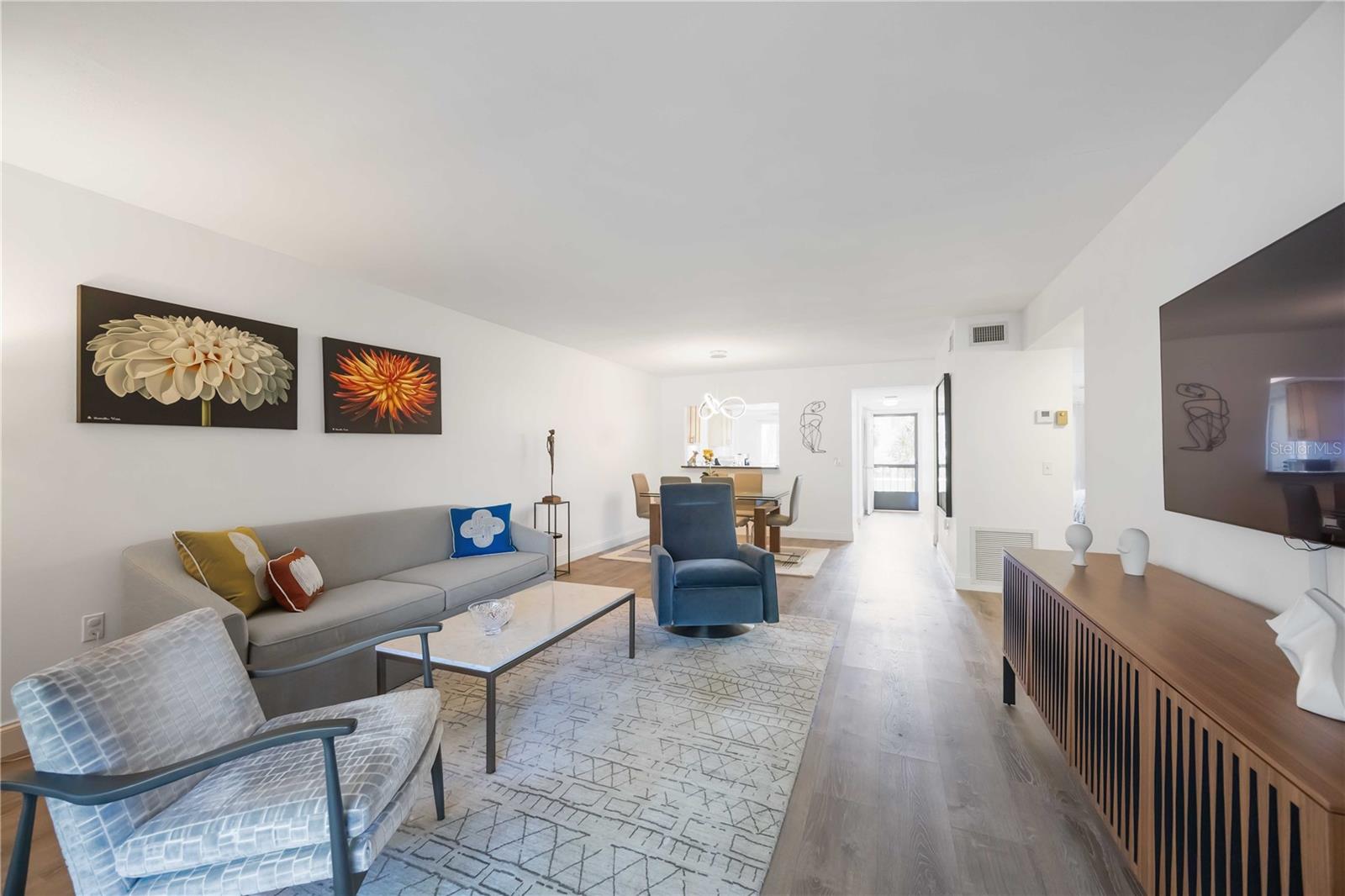 Image 7 of 50 For 6471 Seagull Drive 257