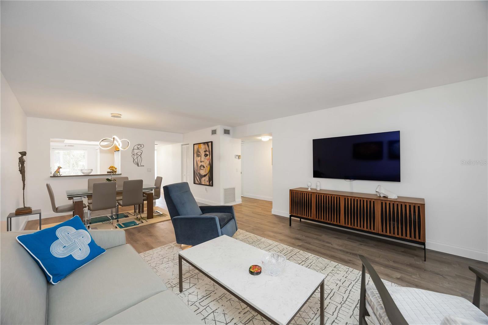 Image 8 of 50 For 6471 Seagull Drive 257