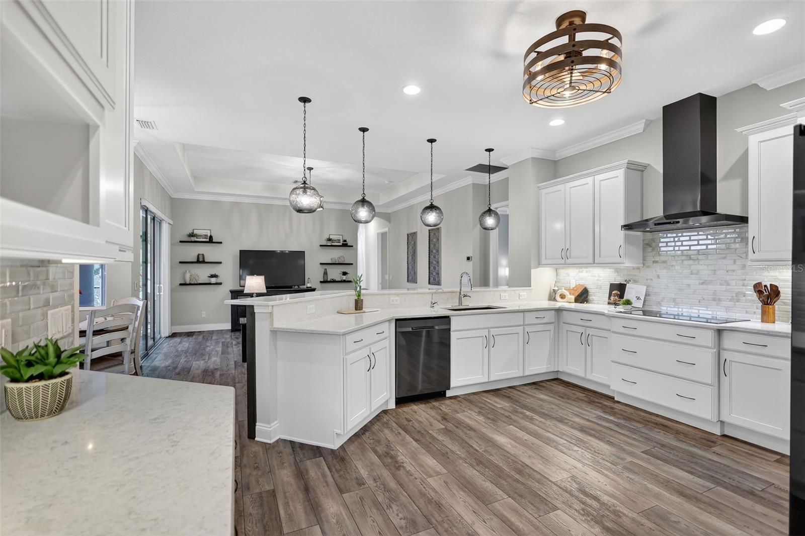 Image 18 of 71 For 16006 42nd Glen E