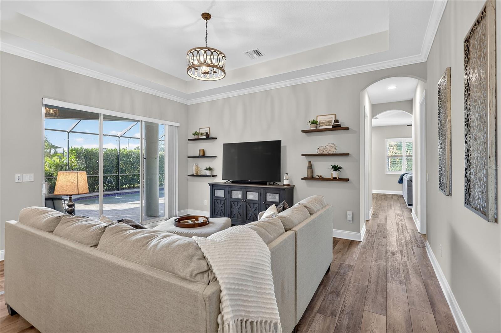 Image 27 of 71 For 16006 42nd Glen E