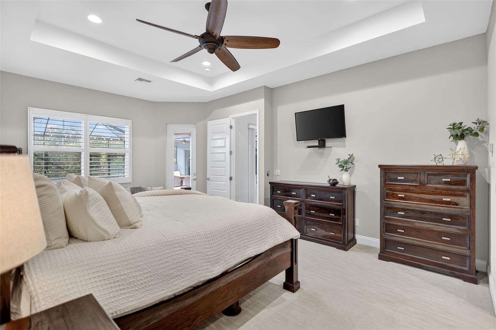 Image 32 of 71 For 16006 42nd Glen E