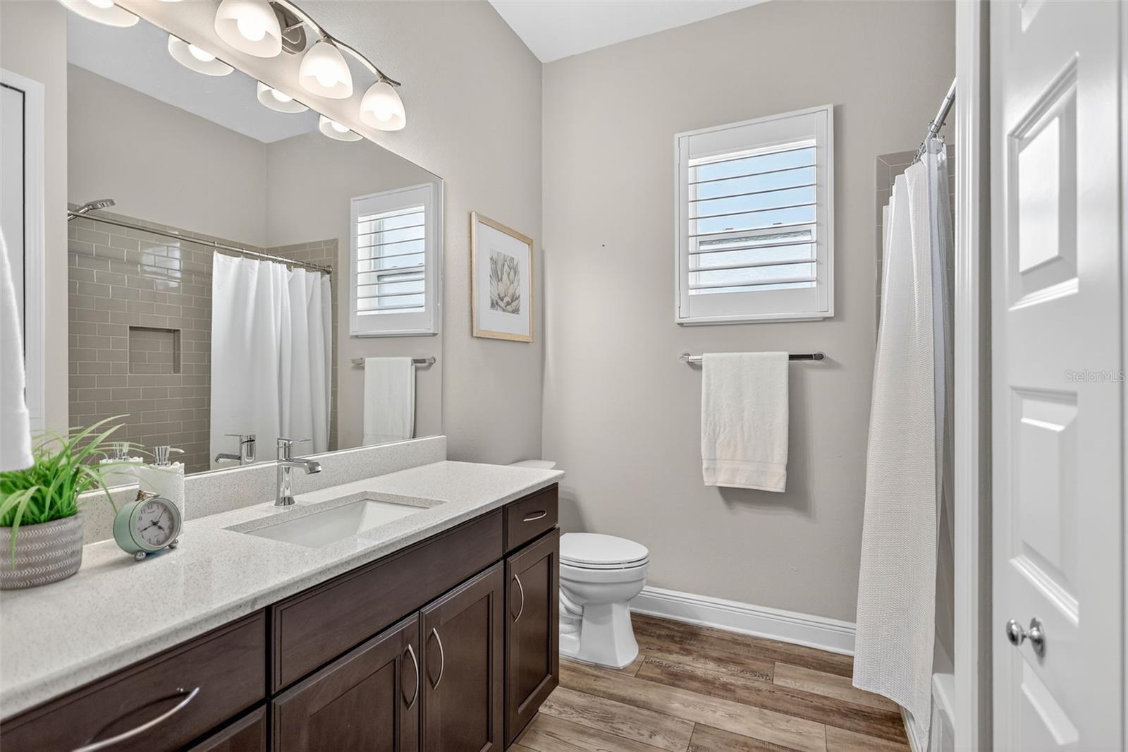 Image 38 of 71 For 16006 42nd Glen E