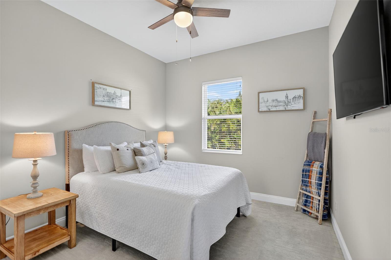 Image 43 of 71 For 16006 42nd Glen E