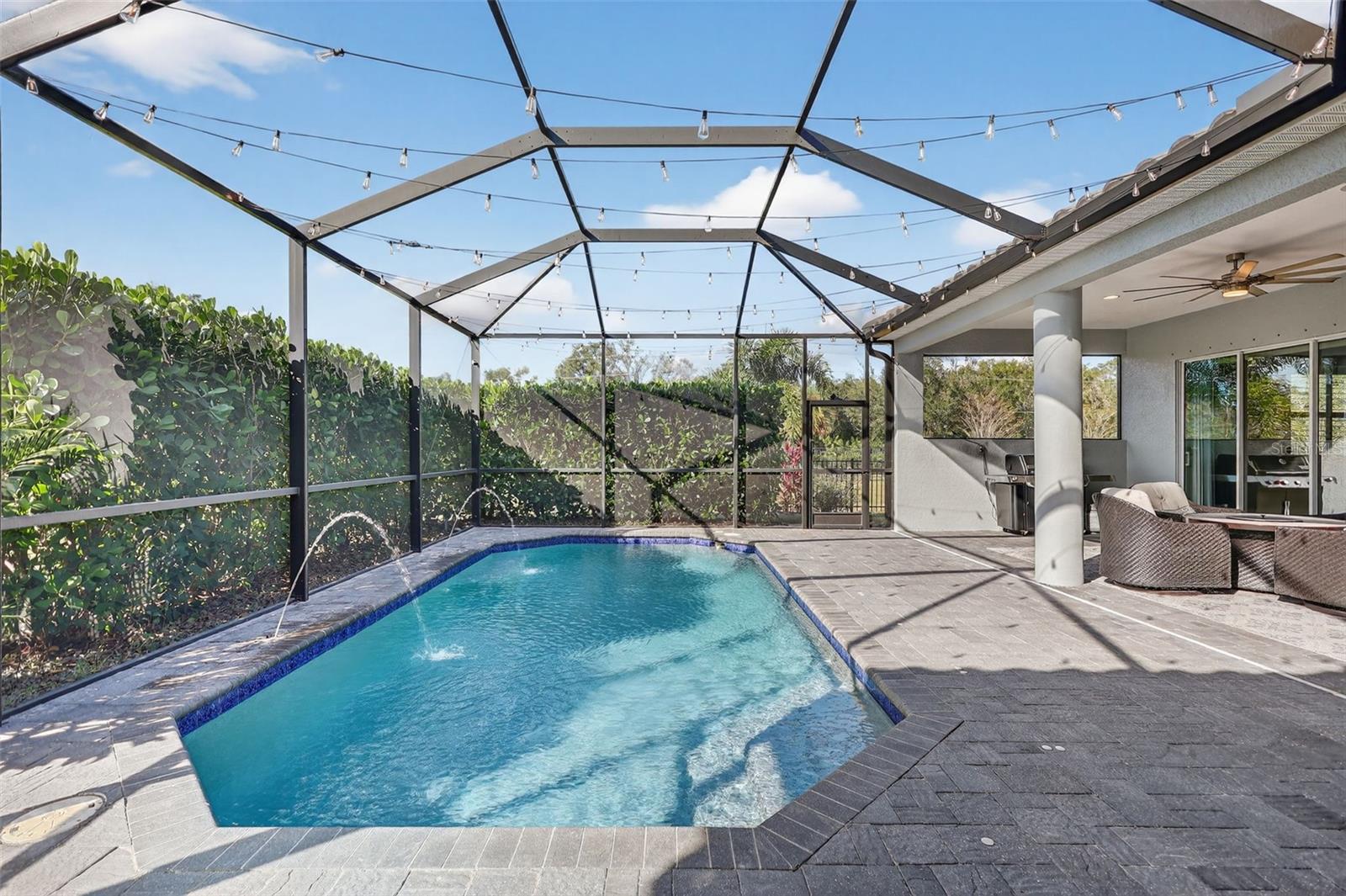 Image 51 of 71 For 16006 42nd Glen E