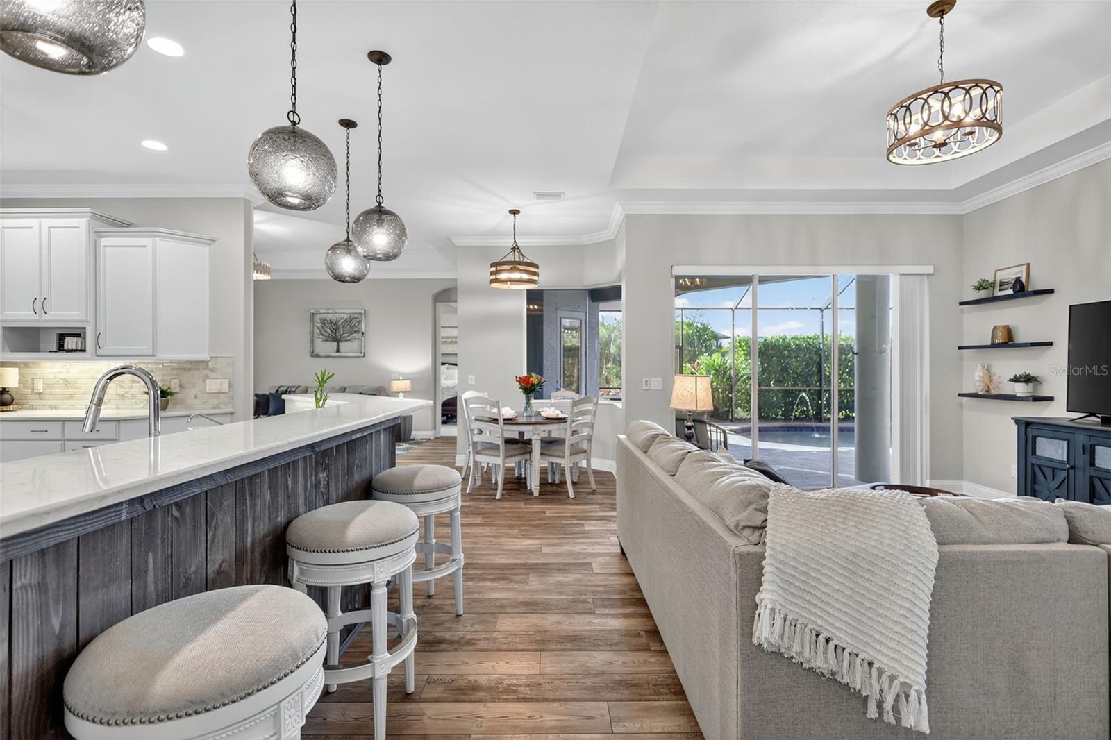 Image 8 of 71 For 16006 42nd Glen E