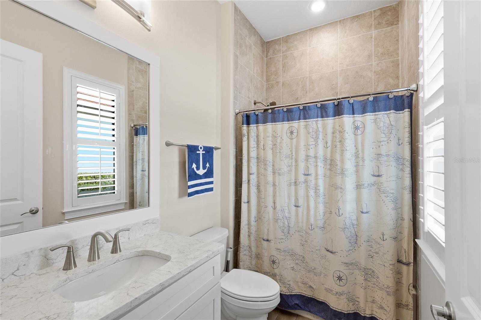 Image 21 of 77 For 340 Maraviya Boulevard