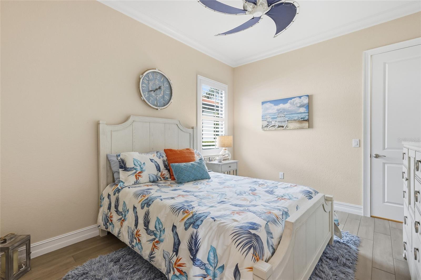 Image 29 of 77 For 340 Maraviya Boulevard