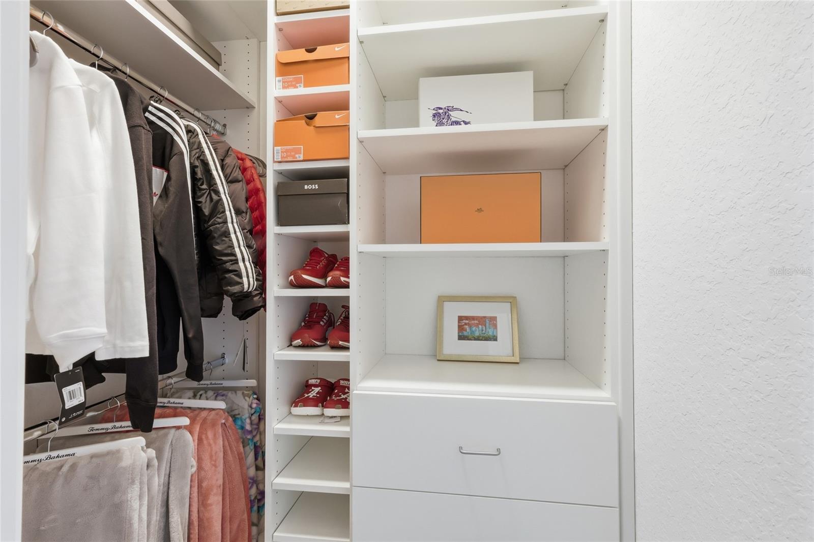 Image 30 of 77 For 340 Maraviya Boulevard