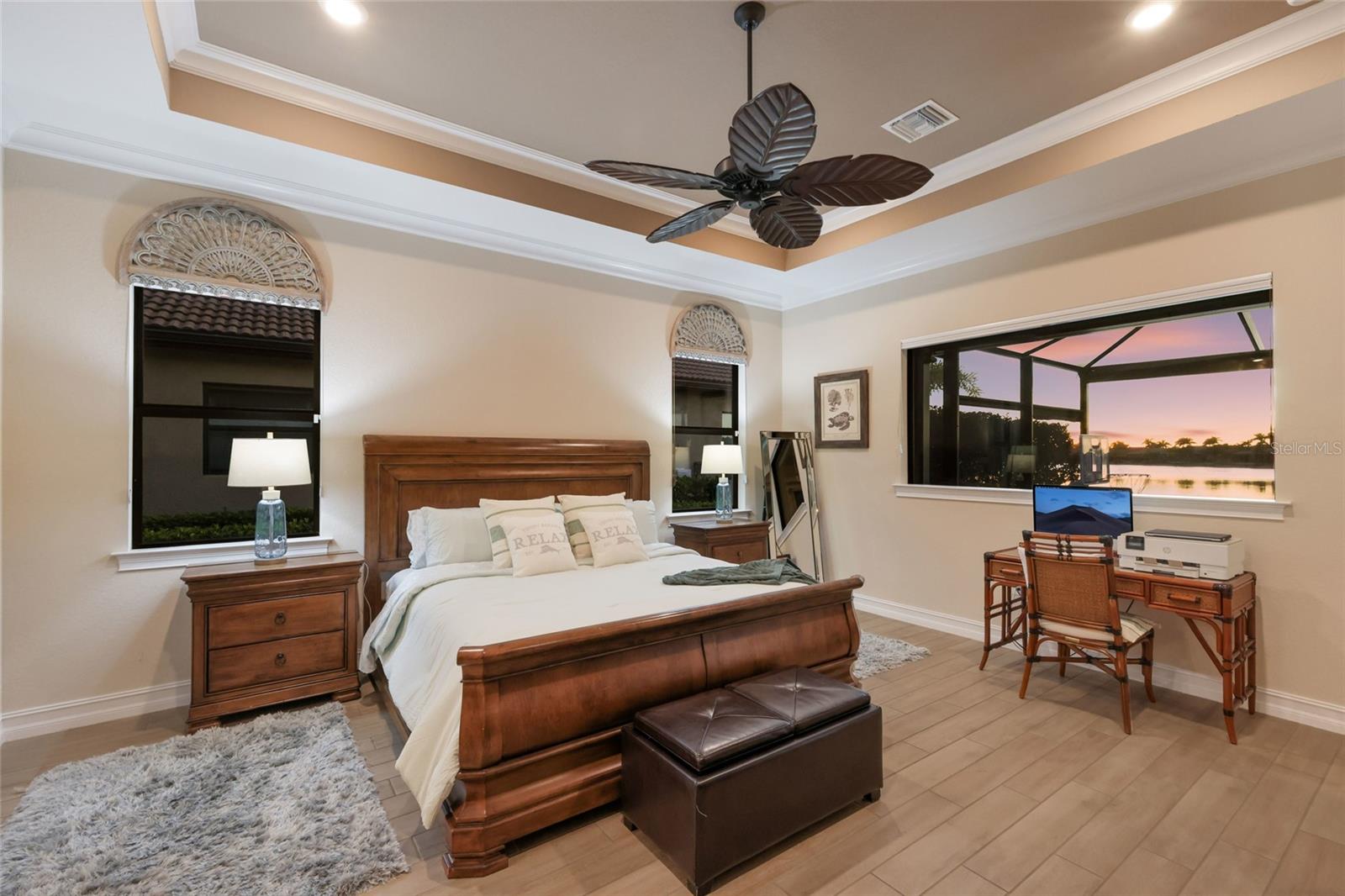 Image 33 of 77 For 340 Maraviya Boulevard