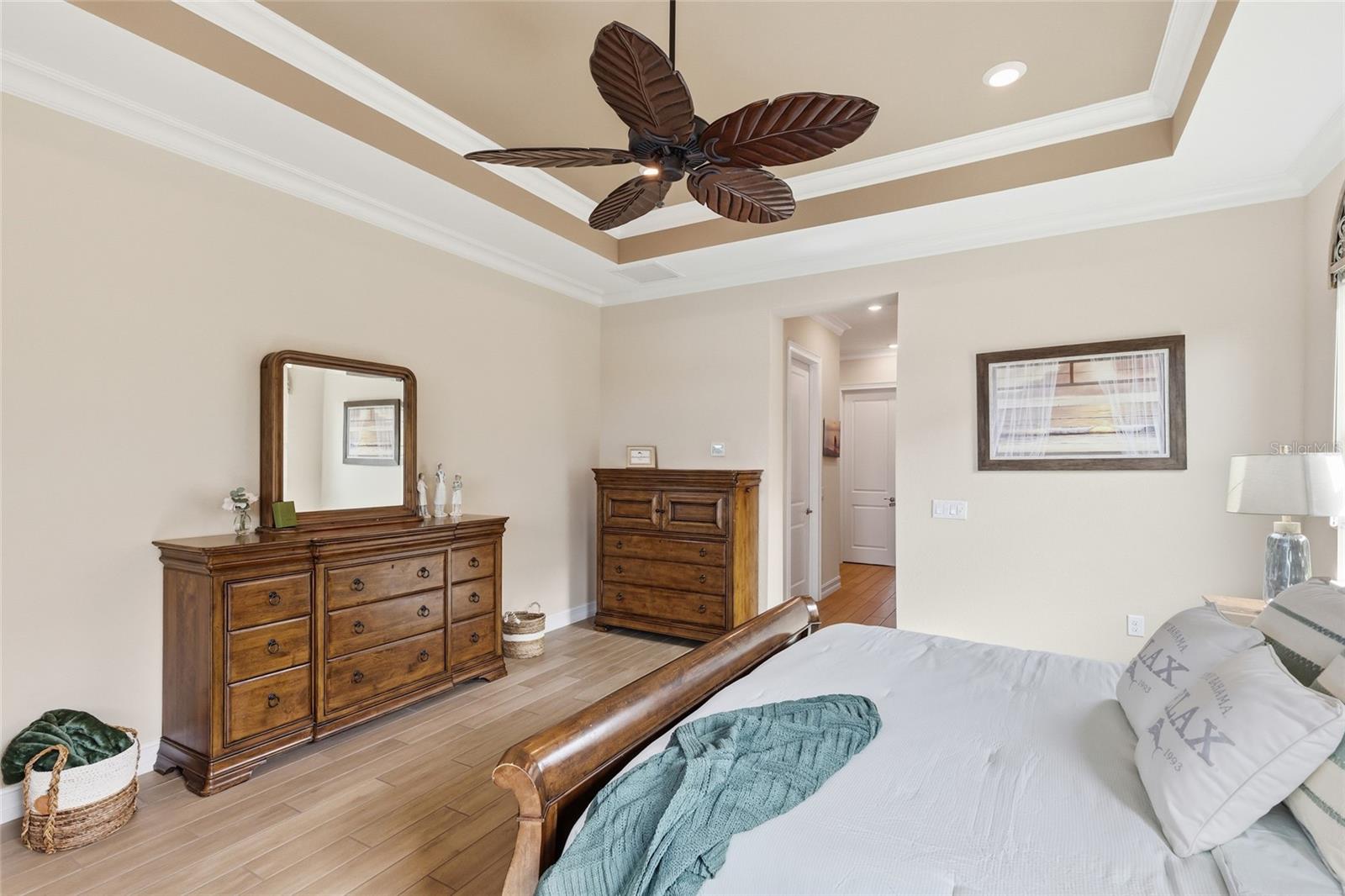 Image 35 of 77 For 340 Maraviya Boulevard