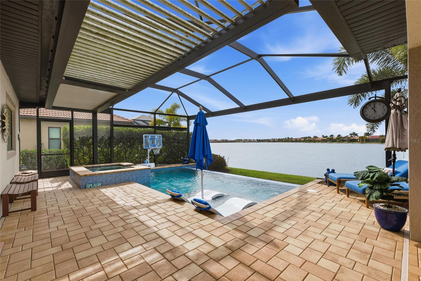 Image 46 of 77 For 340 Maraviya Boulevard