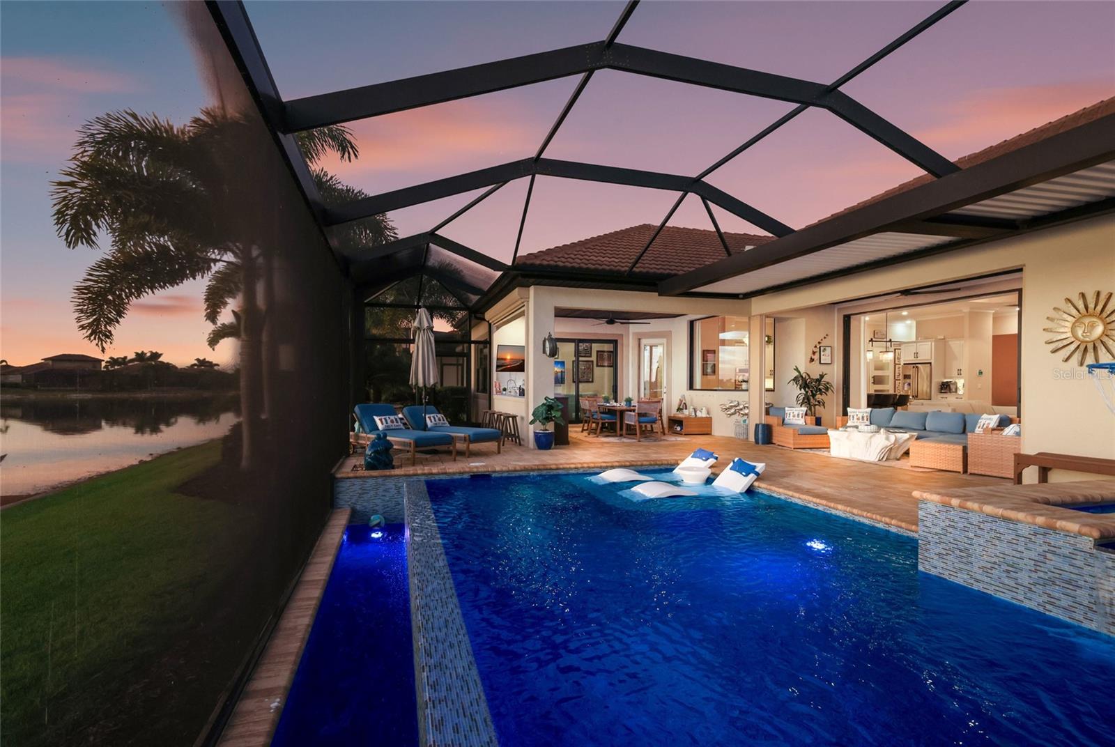 Image 55 of 77 For 340 Maraviya Boulevard