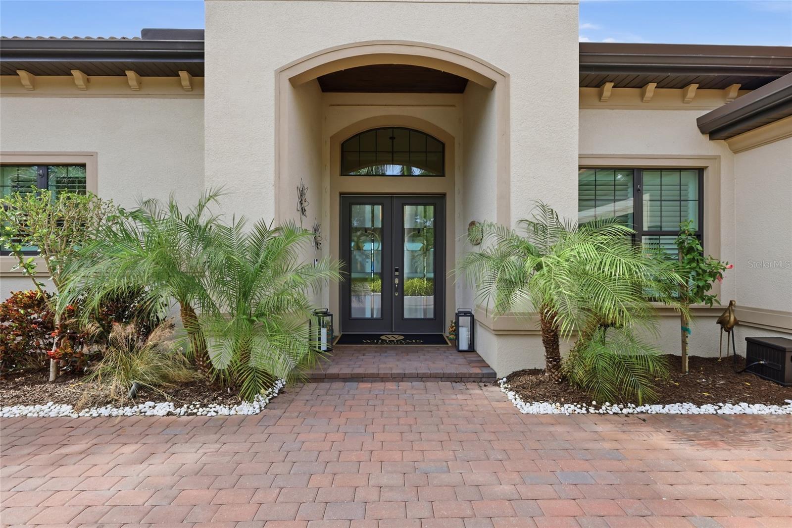 Image 6 of 77 For 340 Maraviya Boulevard