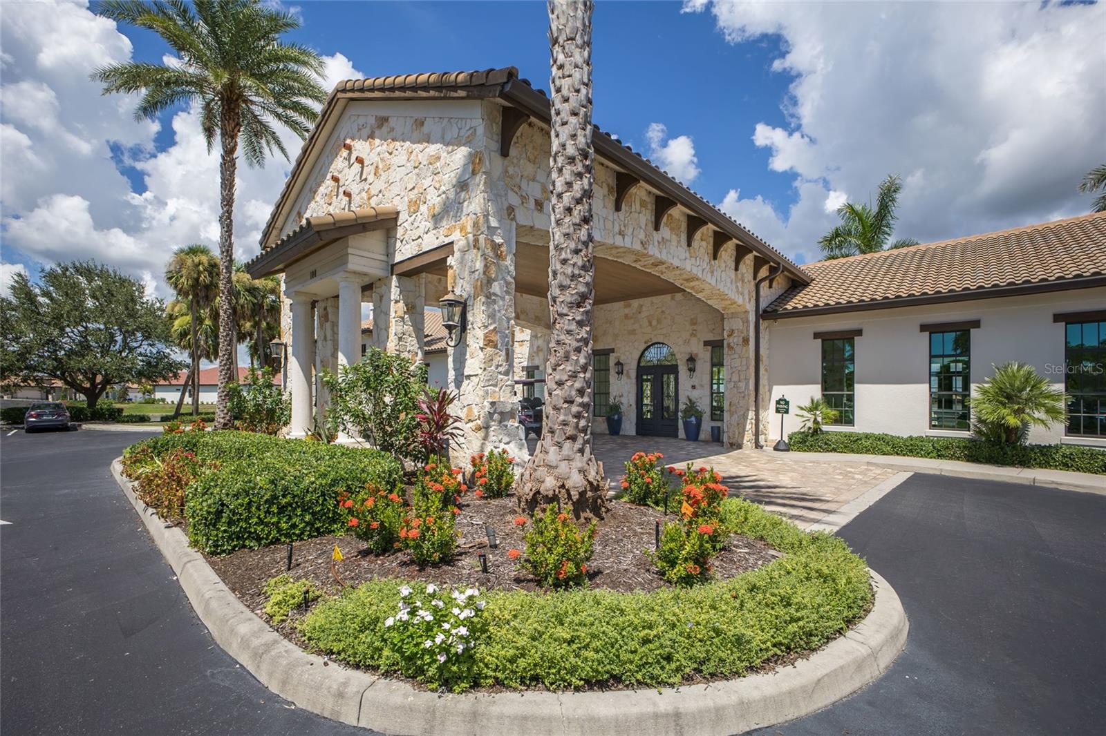 Image 63 of 77 For 340 Maraviya Boulevard