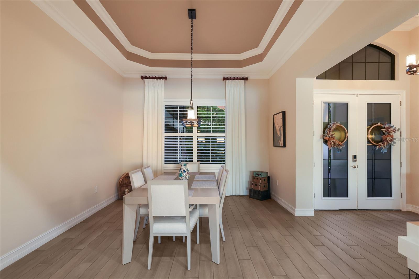 Image 8 of 77 For 340 Maraviya Boulevard