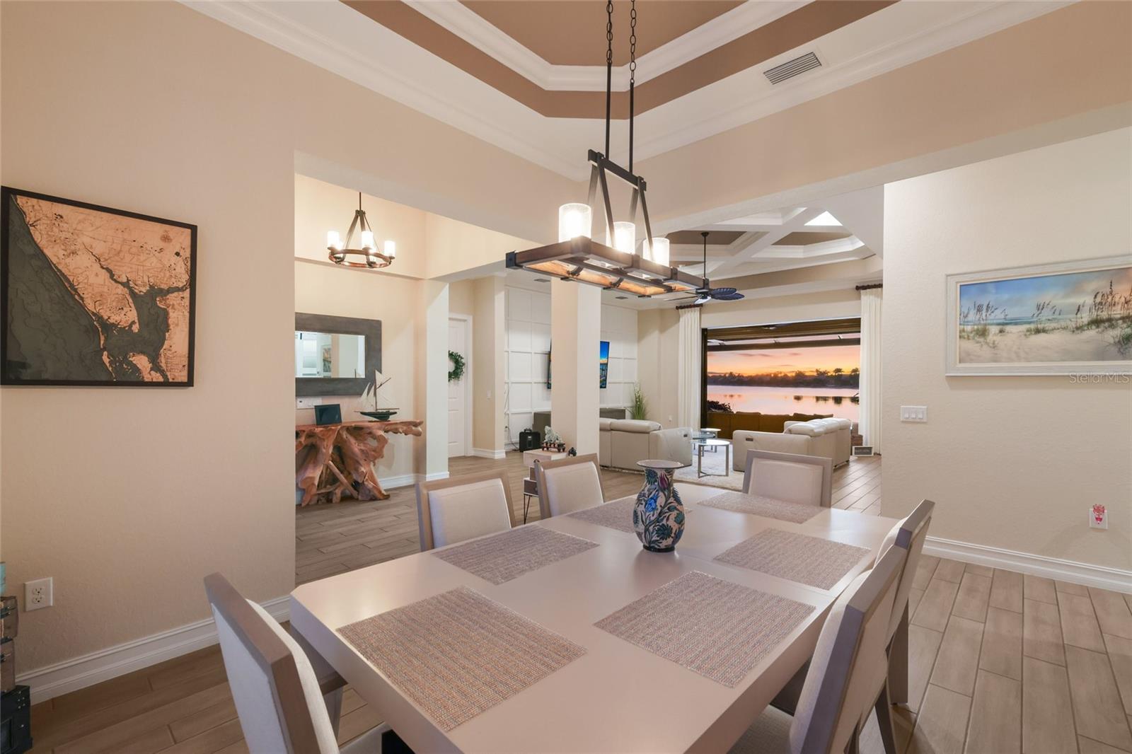 Image 9 of 77 For 340 Maraviya Boulevard