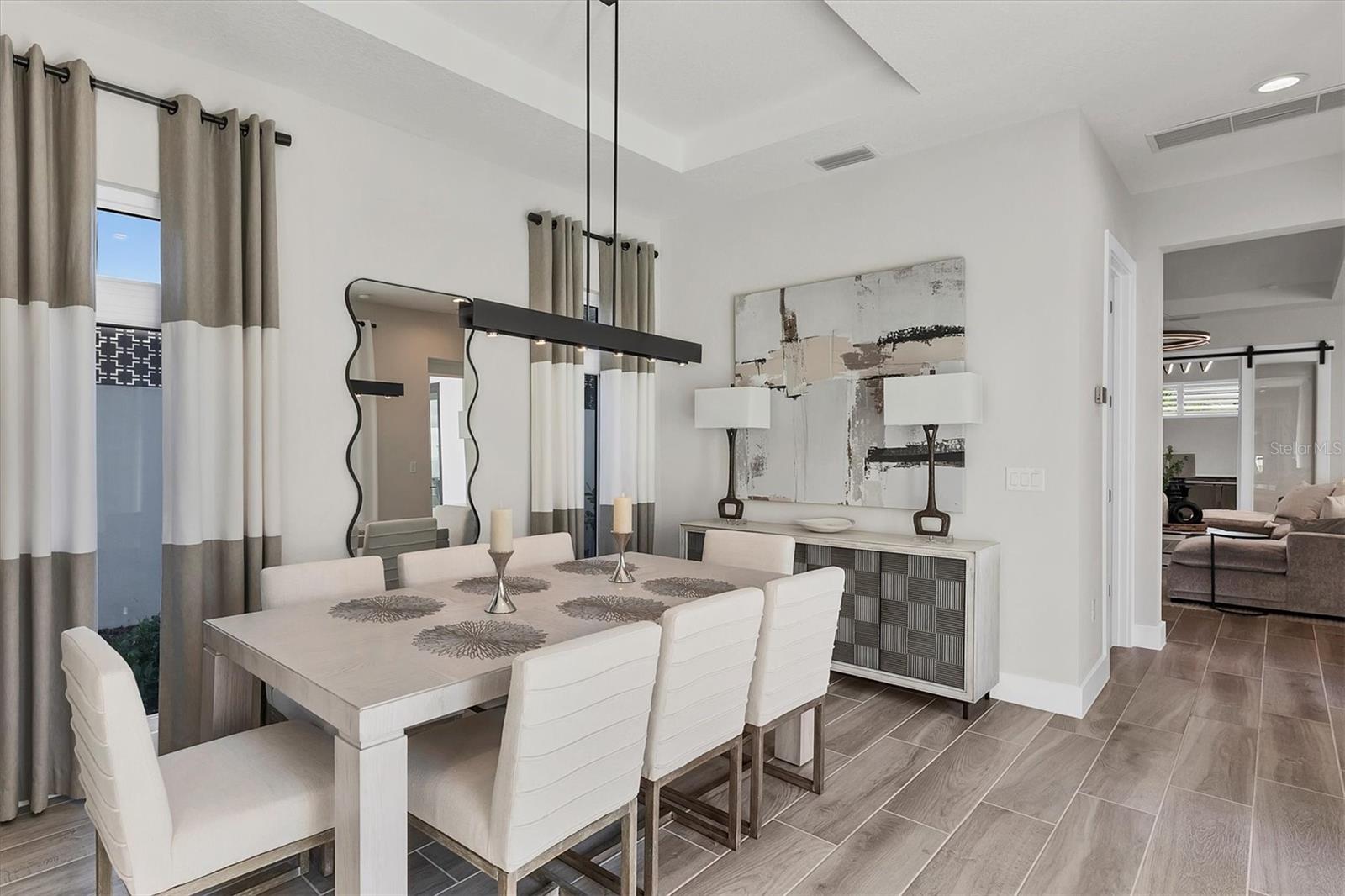 Image 18 of 63 For 5951 Redbay Boulevard