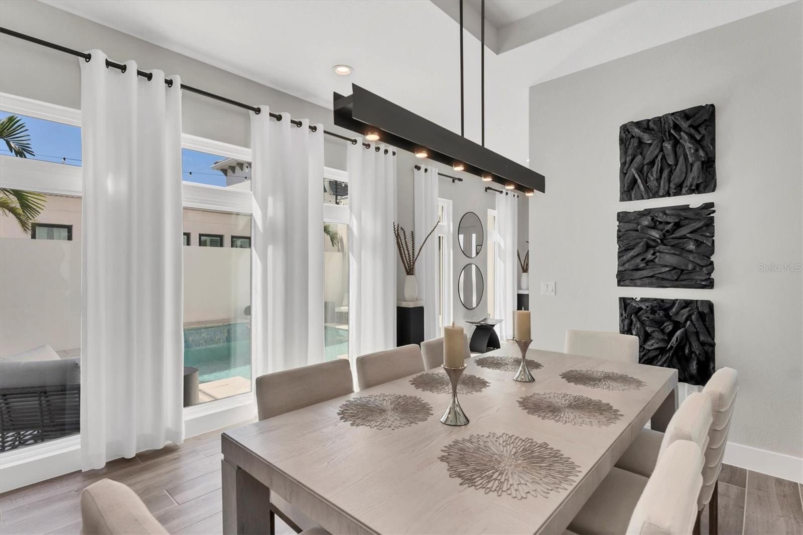 Image 20 of 63 For 5951 Redbay Boulevard