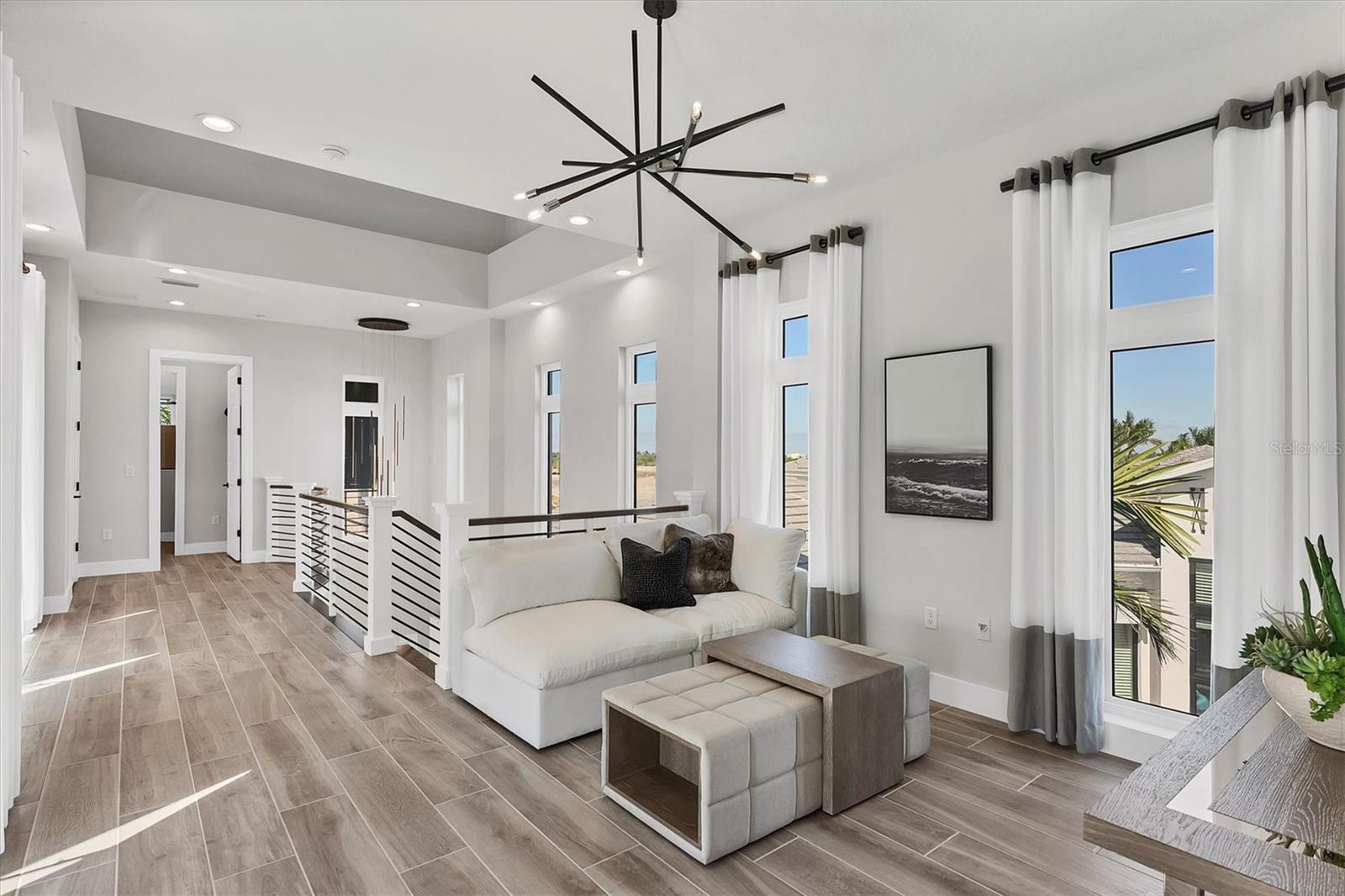 Image 26 of 63 For 5951 Redbay Boulevard