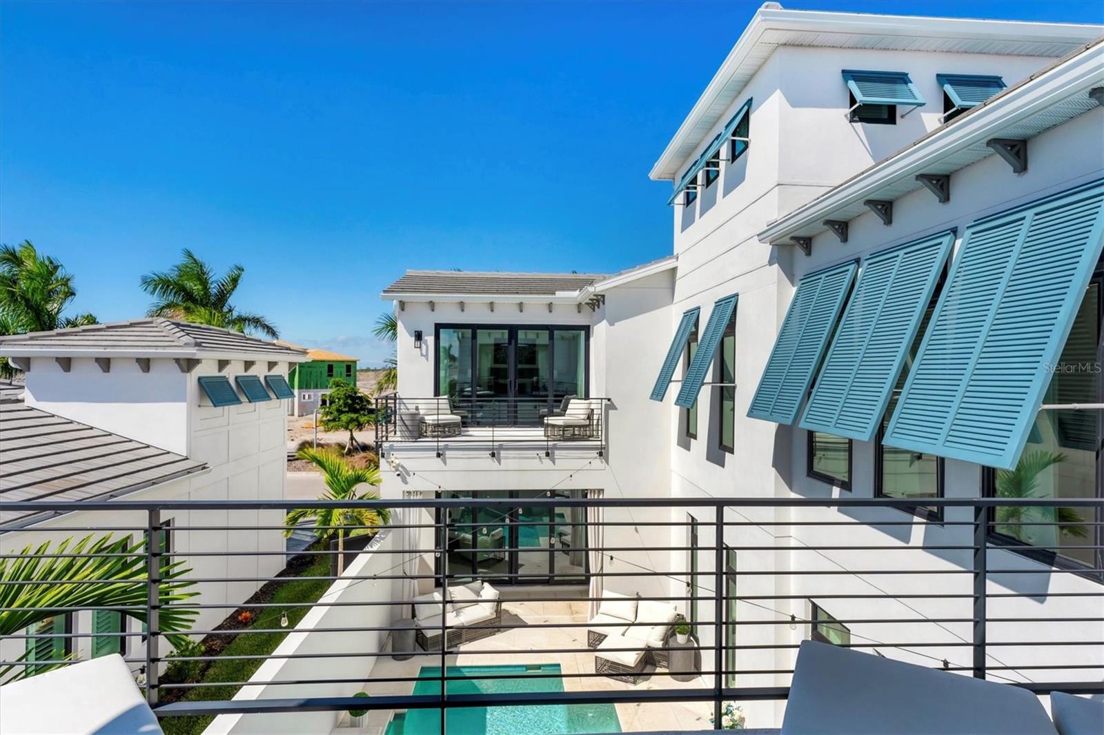 Image 30 of 63 For 5951 Redbay Boulevard